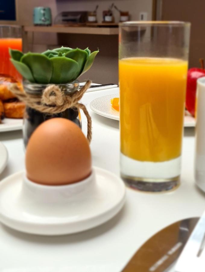 Hotel Amiraute Тулон Екстер'єр фото