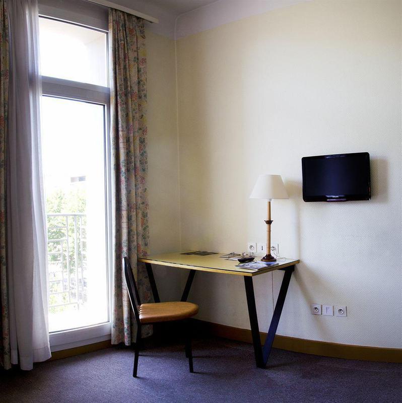Hotel Amiraute Тулон Екстер'єр фото